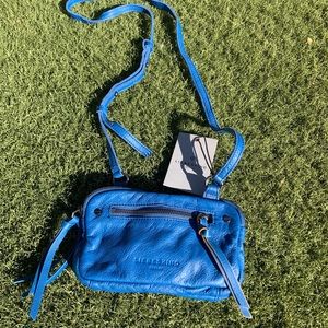 LIEBESKIND Berlin Crossbody